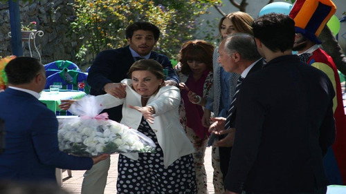 Hangimiz Sevmedik Season 1 Episode 4 - Episode 4