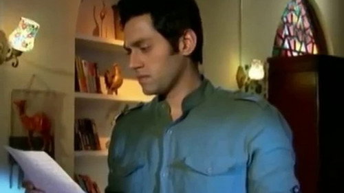 Episode 281 still