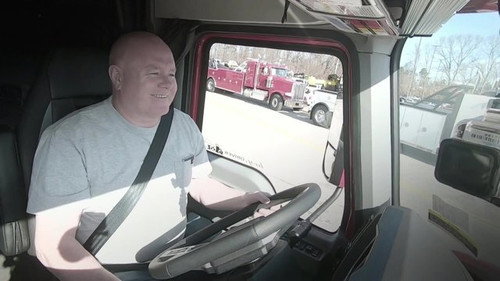 Highway Thru Hell Season 9 Episode 1 - Dead Man’s Curve