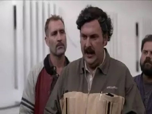 Pablo Escobar: The Drug Lord Season 1 Episode 106 - Escobar surrenders to the authorities