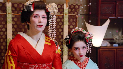 De viaje con los Derbez Season 5 Episode 2 - Memorias de dos geishas