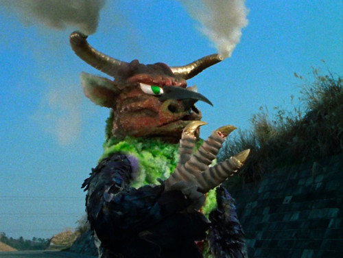 undefined Season 1 Episode 95 - Monster Garaox's Sky-Flying Car