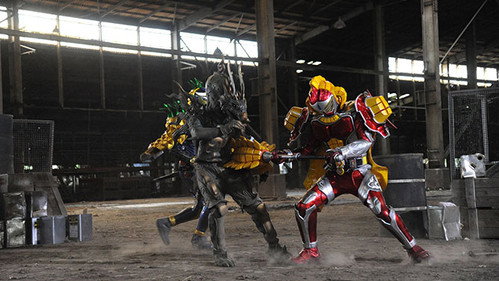 Kamen Rider Gaim Season 1 Episode 8 - Baron's New Power, Mango