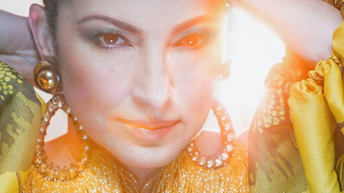 Gloria Estefan: Sangre Yoruba still