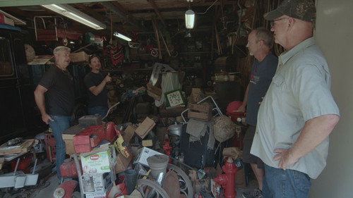 American Pickers Season 21 Episode 11 - The Boneyard