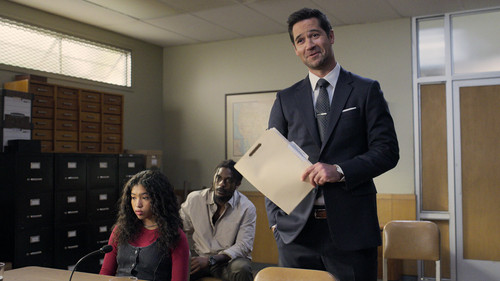 The Lincoln Lawyer Season 2 Episode 4 - Discovery