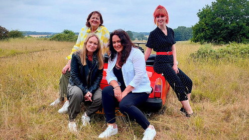 Celebrity Antiques Road Trip Season 12 Episode 17 - Michelle Hardwick v Amy Robbins