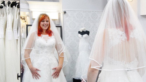 Say Yes to the Dress UK Season 3 Episode 15 - The Desire For Something Different Show