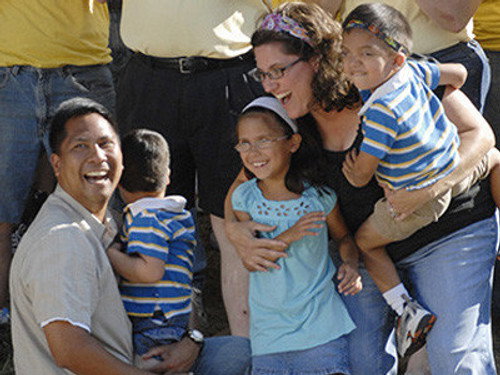 Extreme Makeover: Home Edition Season 6 Episode 7 - The Martirez & Malek Families