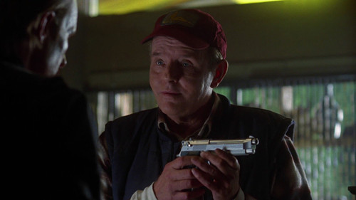 Masters of Horror Season 1 Episode 11 - Pick Me Up