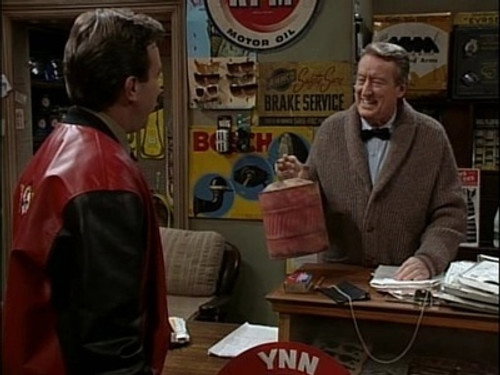 Home Improvement Season 6 Episode 9 - The Tool Man Delivers