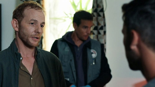 Episode 1816 still