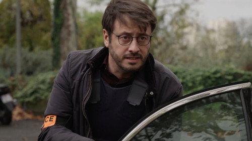 Episode 1612 still