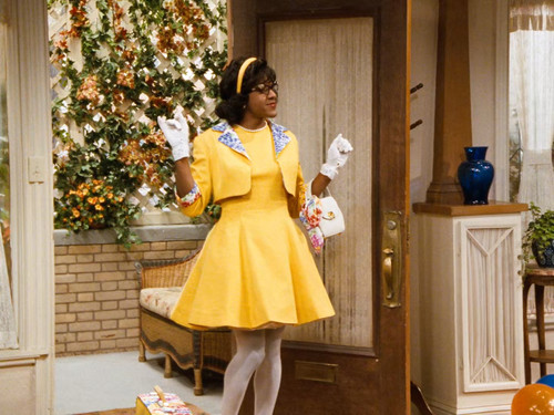 Family Matters Season 7 Episode 6 - She's Back