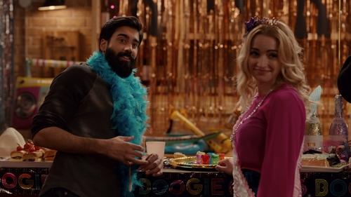 Ginny & Georgia Season 2 Episode 7 - Let Us Serenade the Sh*t Out of You