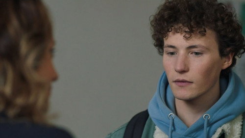 Episode 1105 still