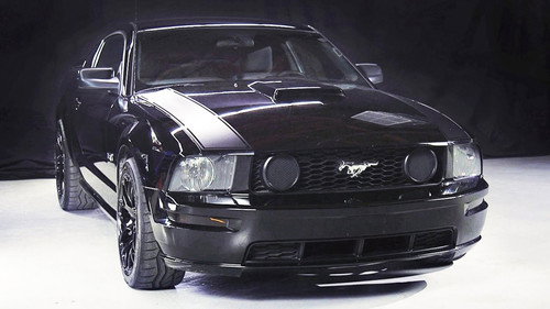 Hot Rod Garage Season 2 Episode 4 - 2005-2009 Mustang Dress-Ups