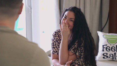 Jersey Shore: Family Vacation Season 6 Episode 30 - Deena Makes a Friend
