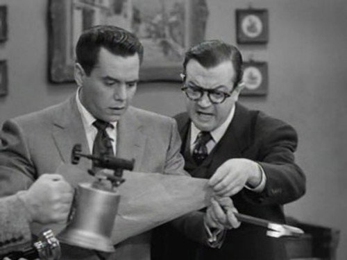 I Love Lucy Season 1 Episode 27 - The Kleptomaniac