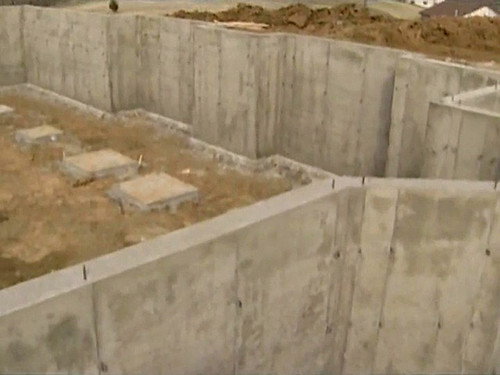 Modern Marvels Season 12 Episode 19 - The Basement