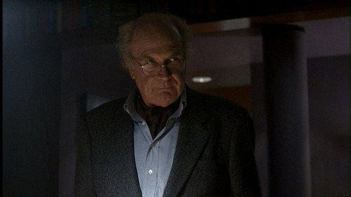 Millennium Season 2 Episode 9 - Jose Chung's Doomsday Defense