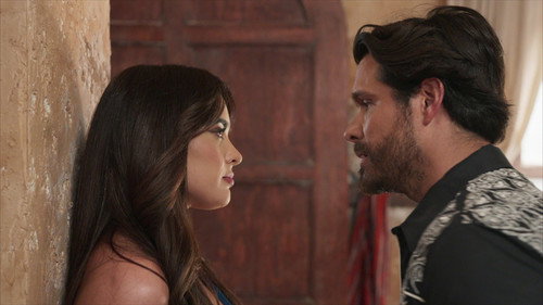 Doménica Montero Season 1 Episode 8 - Veneno y envidia