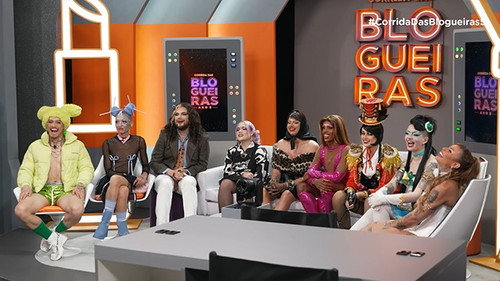 Corrida das Blogueiras Season 5 Episode 4 - Night of Hot Glue: Baby's Monthiversary