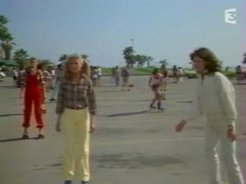 Charlie's Angels Season 4 Episode 10 - Angels on Skates