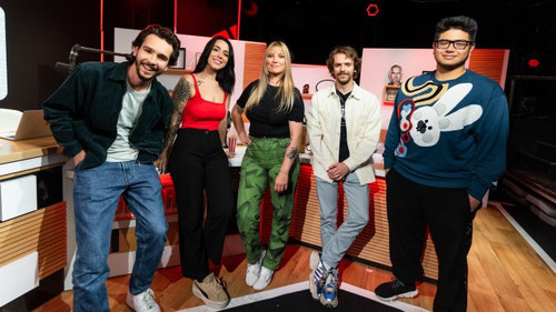 Episode 33 still