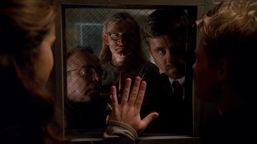 The X-Files Season 9 Episode 15 - Jump the Shark