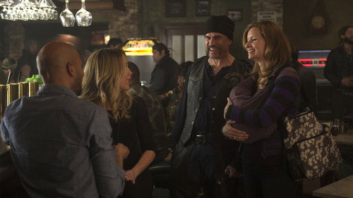 Playing House Season 1 Episode 10 - Bugs in Your Eyes