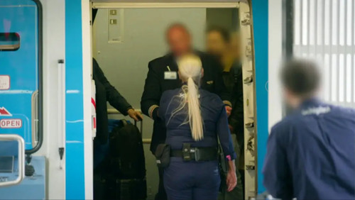 Schiphol Airport Season 3 Episode 1 - Episode 1