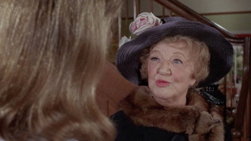 Bewitched Season 3 Episode 21 - The Trial and Error of Aunt Clara