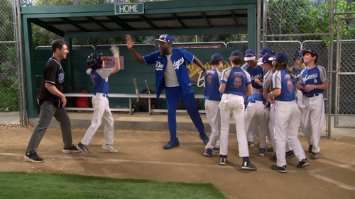 The Neighborhood Season 4 Episode 14 - Welcome to the Big Little Leagues