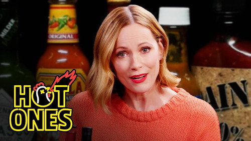 Hot Ones Season 17 Episode 11 - Leslie Mann Gets Revenge While Eating Spicy Wings
