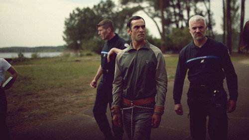 undefined Season 4 Episode 5 - La dernière vague (1)