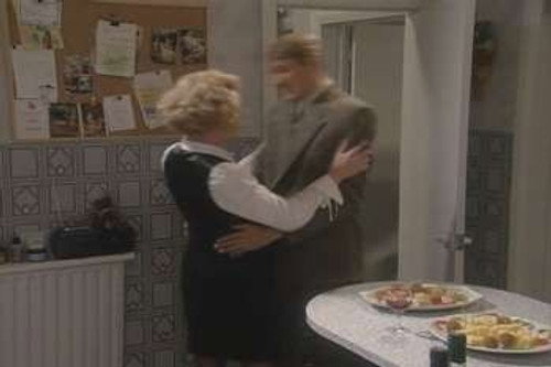 Goodnight Sweetheart Season 2 Episode 6 - As You Wave Me Goodbye
