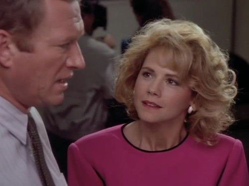 Murder, She Wrote Season 9 Episode 3 - The Mole