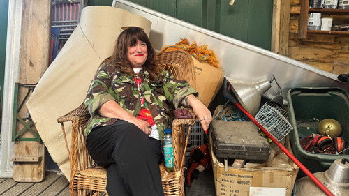 Johnny Vegas' Little Shop of Antiques Season 2 Episode 3 - Episode 3