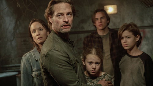 Colony Season 2 Episode 13 - Ronin