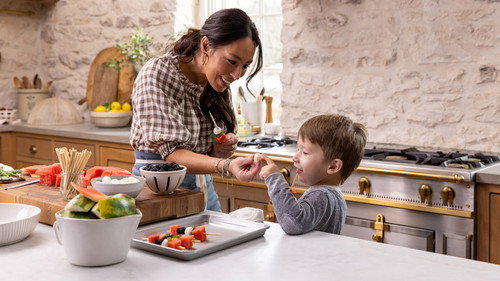Magnolia Table with Joanna Gaines Season 6 Episode 5 - Perfect Picnic Quiche