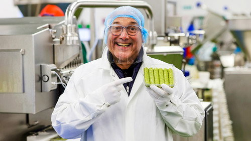 Inside the Factory Season 7 Episode 15 - Vegan Sausages
