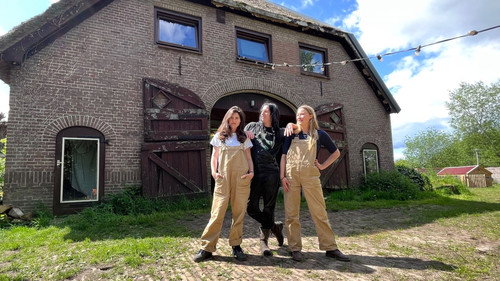 Boerderij van Dorst Season 3 Episode 3 - Geraldine Kemper and Hanna van Vliet