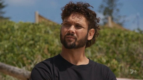 Episode 8723 still