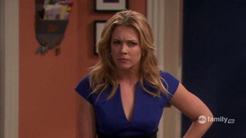 Melissa & Joey Season 1 Episode 1 - Pilot