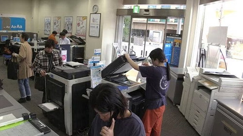 Printing Shop: Lives in Print still