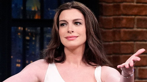 Anne Hathaway, Alan Ritchson still