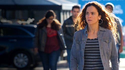 Queen of the South Season 2 Episode 10 - Que Manden los Payasos