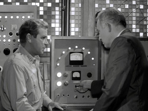 Voyage to the Bottom of the Sea Season 1 Episode 23 - The Human Computer