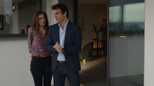 Episode 901 still